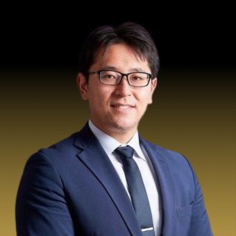 戸塚　理仁